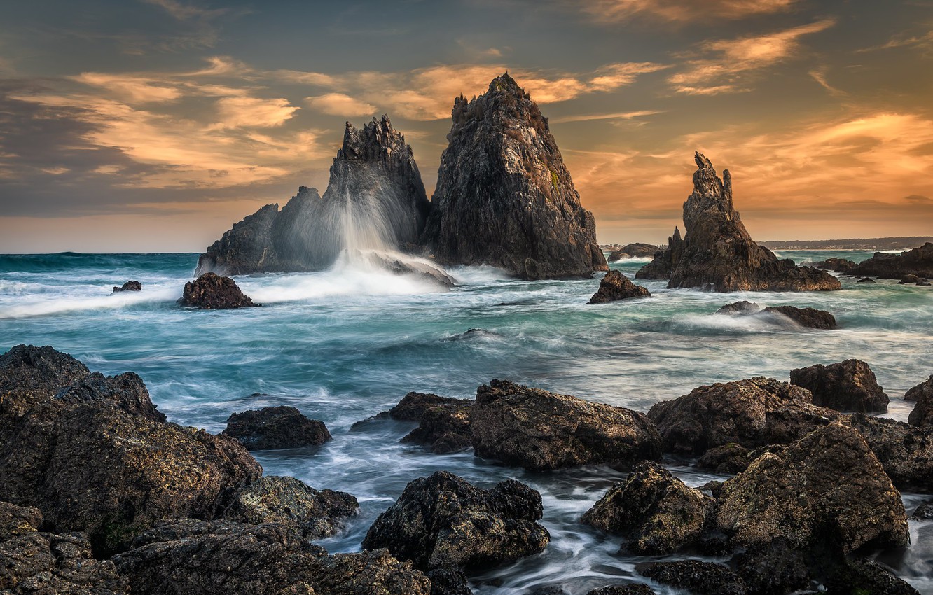 Ocean Rocks Image